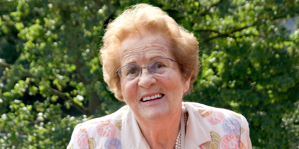 The Endress+Hauser Group mourns Alice Endress-Vogt (1919–2016). The Endress+Hauser Group mourns Alice Endress-Vogt (1919–2016).
