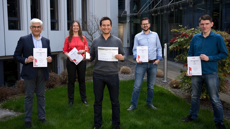 Endress+Hauserin kehitystiimi iloitsee: AMA Innovation Award -palkinto