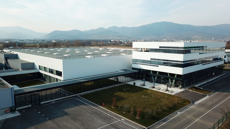 Endress+Hauser avasi uuden tuotantolaitoksen ja toimistorakennuksen Cernayssa Ranskassa.