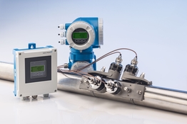 Kuva Proline Prosonic clamp-on virtausmittauksesta