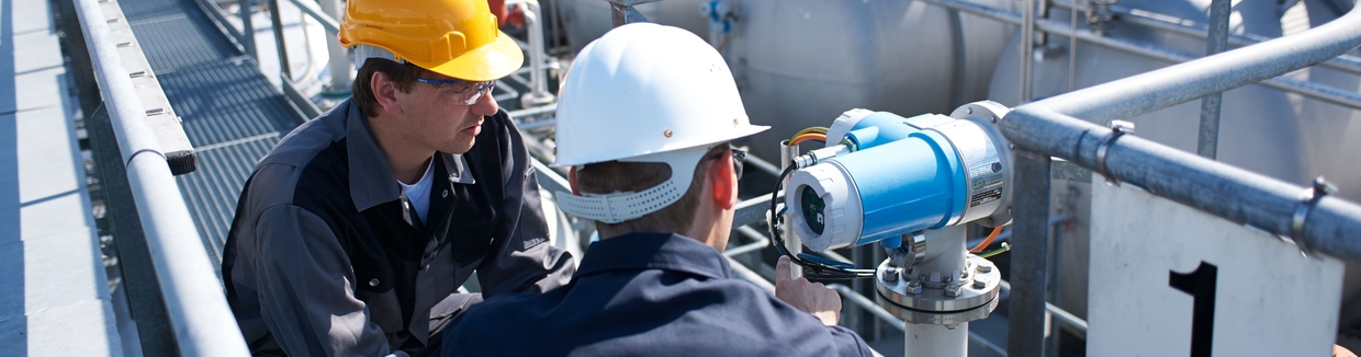 Tank gauging on chemical plant